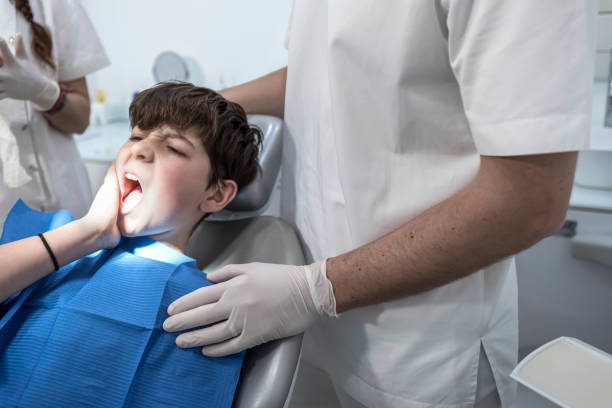 Best Emergency Tooth Extraction in Desert Palms, CA